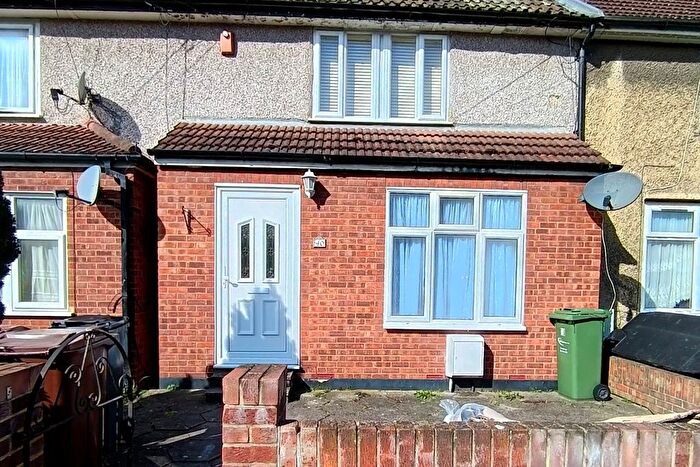 3 Bedroom Terraced House To Rent In Lillechurch Road, Dagenham, RM8