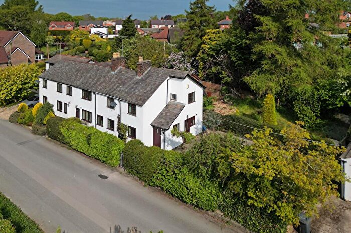 3 Bedroom Terraced House For Sale In Groomsdale Lane, Hawarden, CH5