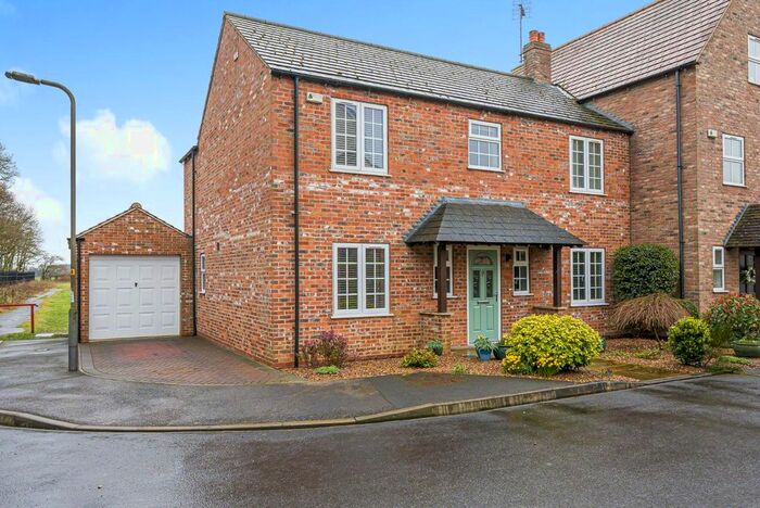 4 Bedroom Property For Sale In Stable Road, Barlow, Selby, YO8