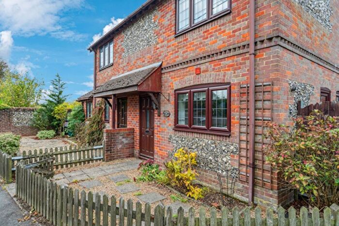 2 Bedroom Semi-Detached House For Sale In Missenden Road, Great Kingshill, HP15