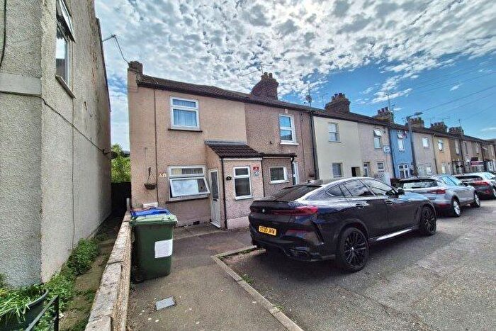2 Bedroom Semi-Detached House To Rent In Church Street, Grays, RM17