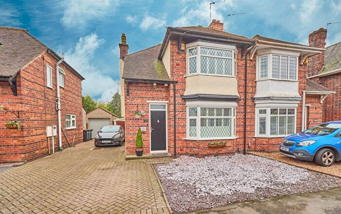 3 Bedroom Semi Detached House For Sale In Forresters Road, Burbage, Hinckley, LE10