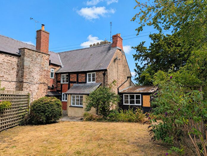 3 Bedroom Semi-Detached House For Sale In St. Weonards, Hereford, HR2