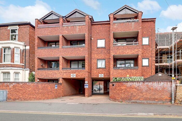 2 Bedroom Apartment For Sale In Fox Road, West Bridgford, NG2