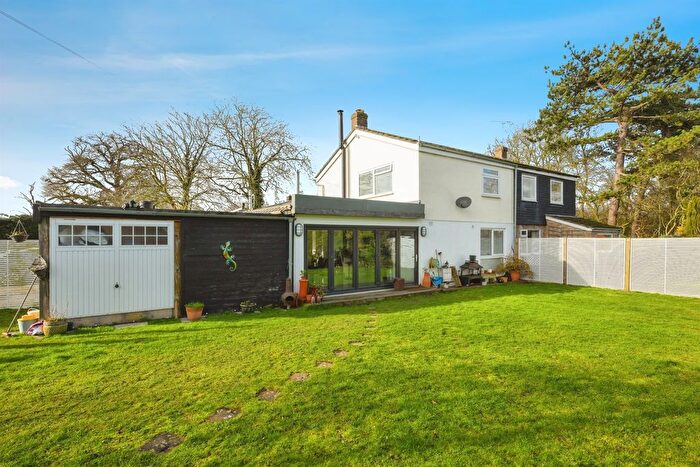 3 Bedroom Semi-Detached House For Sale In Abbotts Lane, Widford, Ware, SG12