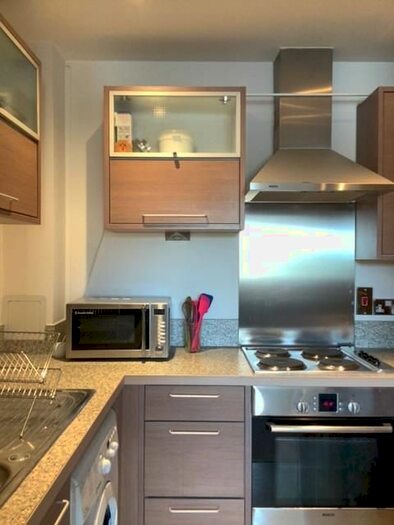 1 Bedroom Flat To Rent In Kingfisher Meadow, Maidstone, ME16