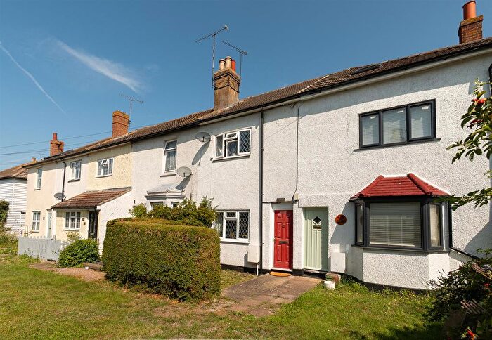 2 Bedroom Terraced House For Sale In High Street, Wouldham, ME1