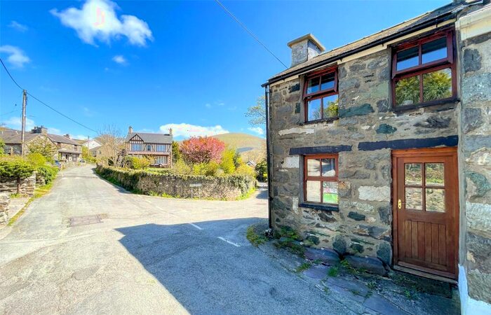 1 Bedroom End Of Terrace House For Sale In Waunfawr, Caernarfon, Gwynedd, LL55