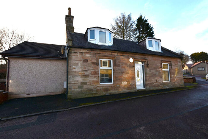 3 Bedroom Cottage To Rent In Beechwood Crescent, Lanark, ML11