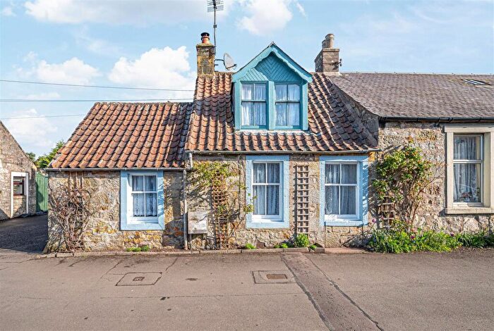 2 Bedroom Cottage To Rent In Smith Street, Kinross, KY13
