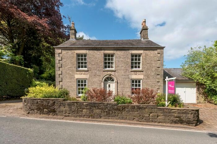 4 Bedroom Detached House For Sale In Higher Lane, Dalton, Wigan, WN8