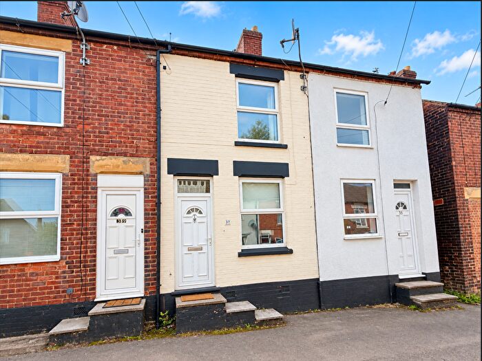 2 Bedroom Terraced House For Sale In Weston Street, Swadlincote, DE11