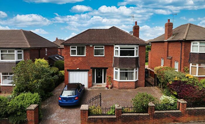 4 Bedroom Detached House For Sale In Green Lane, Cookridge, Leeds, West Yorkshire, LS16