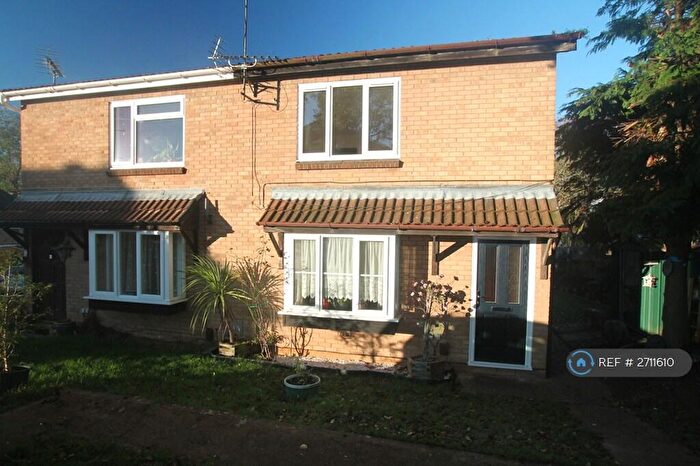 2 Bedroom Maisonette To Rent In Probyn Close, Northampton, NN3