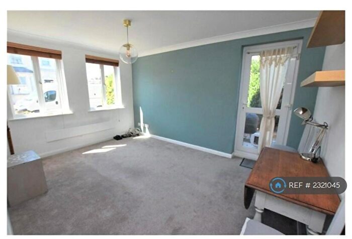 1 Bedroom Flat To Rent In Dagmar Rd, London, SE25