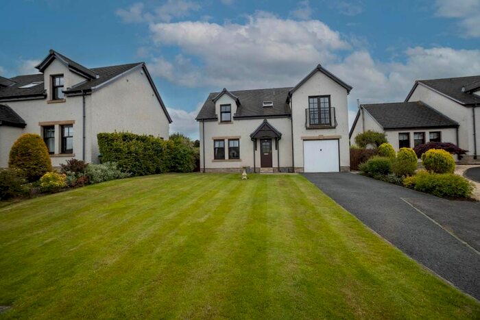 4 Bedroom Detached House For Sale In Latch Burn Wynd, Dunning, PH2