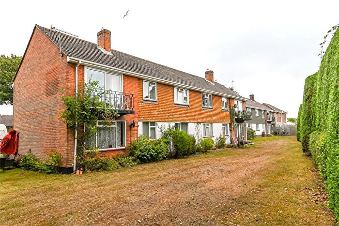 2 Bedroom Flat For Sale In Bouverie Close, Barton On Sea, New Milton, Hampshire, BH25