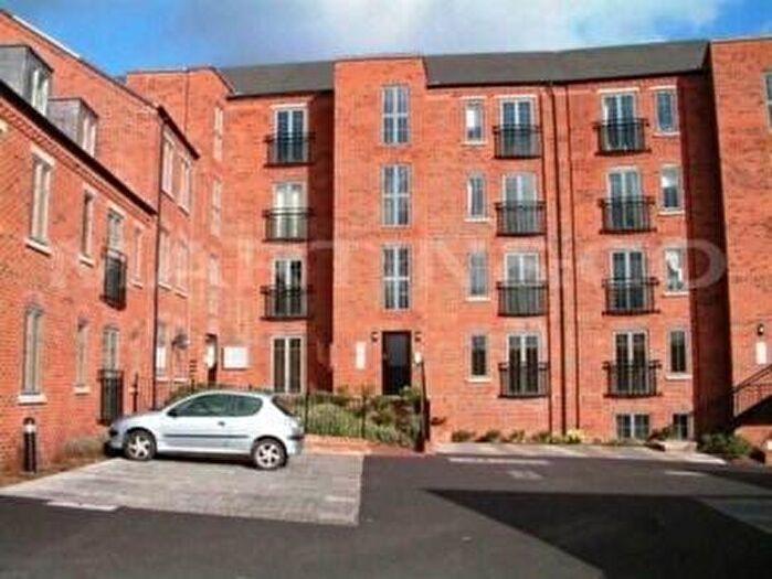 2 Bedroom Flat To Rent In Weavers Court, Hinckley, LE10