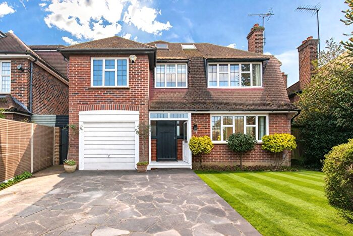 5 Bedroom Country House For Sale In Hood Road, Wimbledon, London, SW20