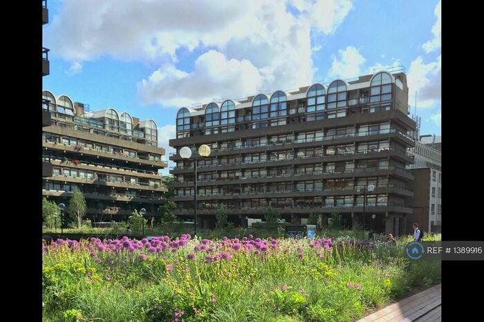 Studio To Rent In Bryer Court, London, EC2Y