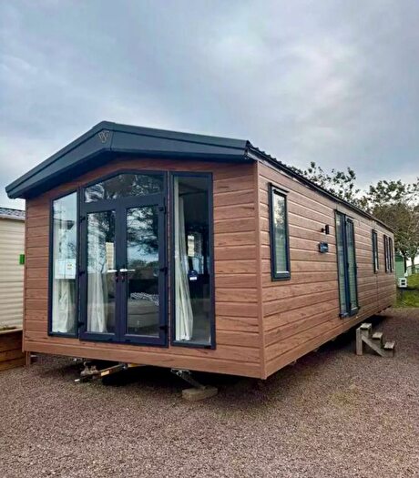 2 Bedroom Park Home For Sale In Eyemouth Road, Coldingham, Eyemouth, TD14