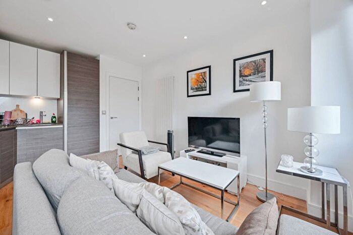 1 Bedroom Flat For Sale In Molesworth Street, Lewisham, London, SE13