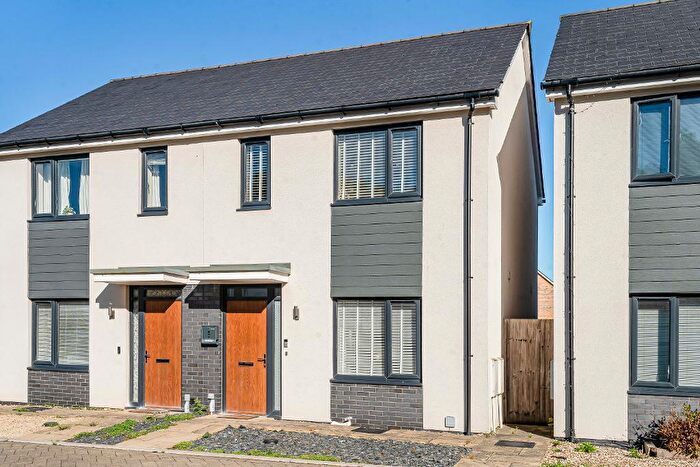 2 Bedroom Semi-Detached House For Sale In Budding Way, Dursley, GL11