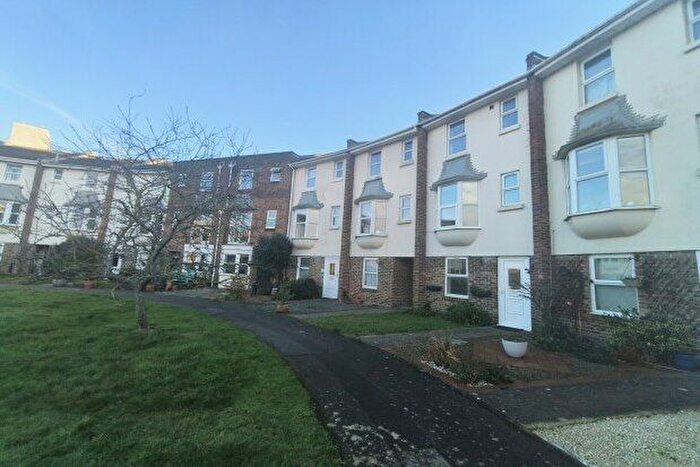 4 Bedroom Property To Rent In Burgoyne Road, Southsea, PO5