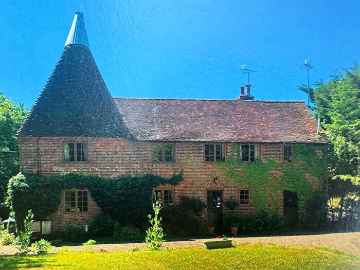 3 Bedroom Country House For Sale In Marden, Kent, TN12