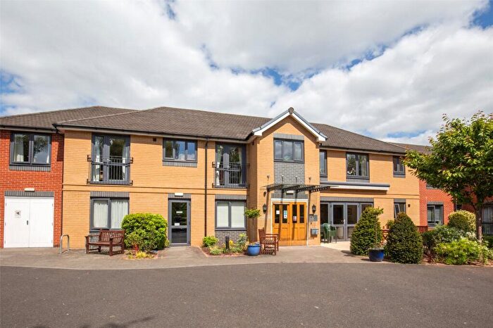 1 Bedroom Apartment For Sale In Henleaze Terrace, Bristol, BS9