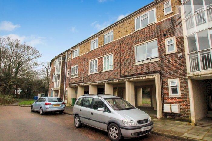 1 Bedroom Flat To Rent In Great Plumtree, Harlow, CM20