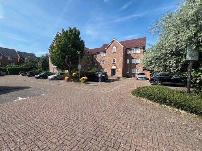 2 Bedroom Flat To Rent In Osprey Court, Waltham Abbey, EN9