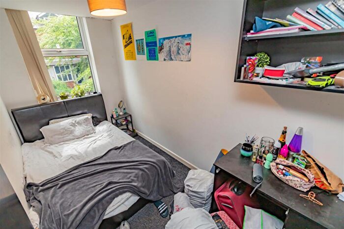 6 Bedroom House To Rent In Hubert Road, Birmingham, B29
