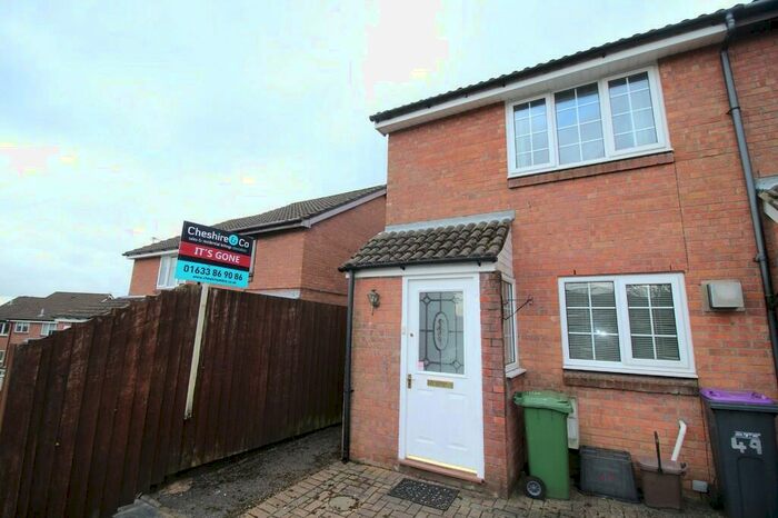 2 Bedroom Semi-Detached House To Rent In Open Hearth Close, Griffithstown, NP4