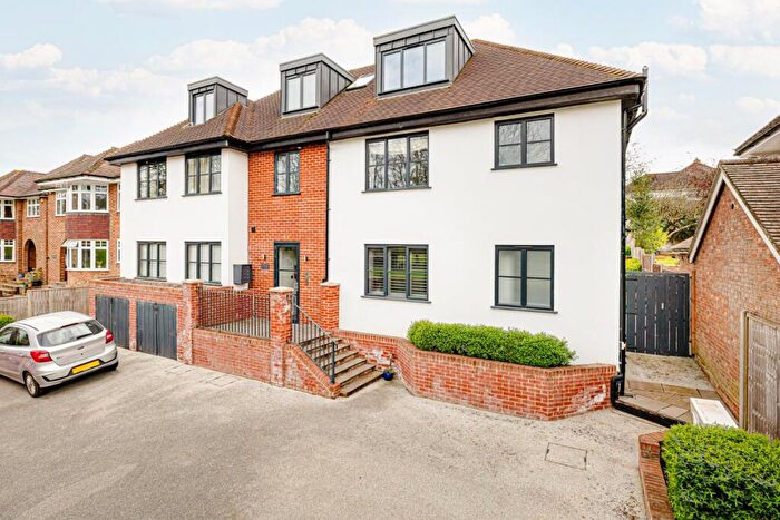 2 Bedroom Apartment For Sale In Cricketfield Lane, Bishop's Stortford, Hertfordshire, CM23