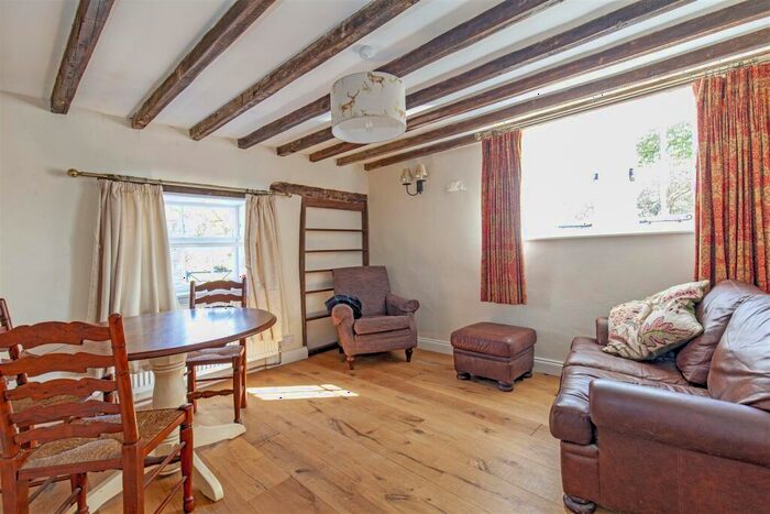 2 Bedroom Cottage For Sale In Middleton-By-Youlgrave, Bakewell, DE45