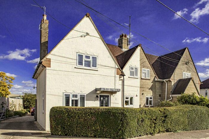 3 Bedroom Semi-Detached House To Rent In Wallingford Road, South Stoke, RG8