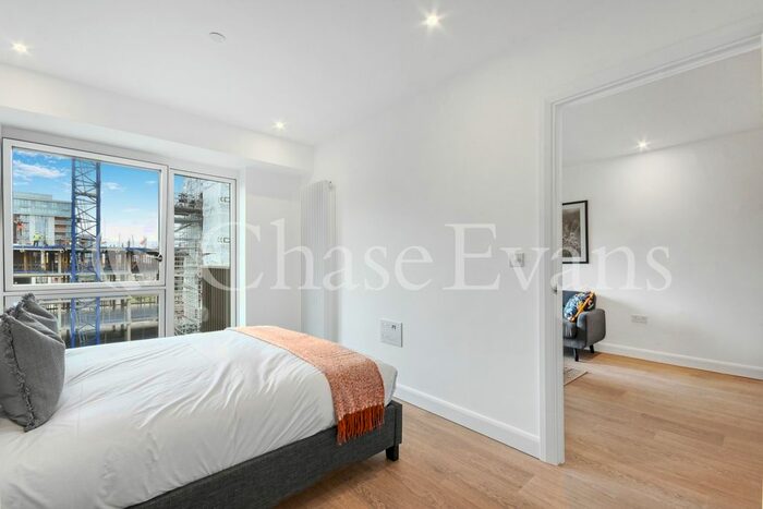 1 Bedroom Flat To Rent In Western Gateway, Royal Eden Docks, London, E16