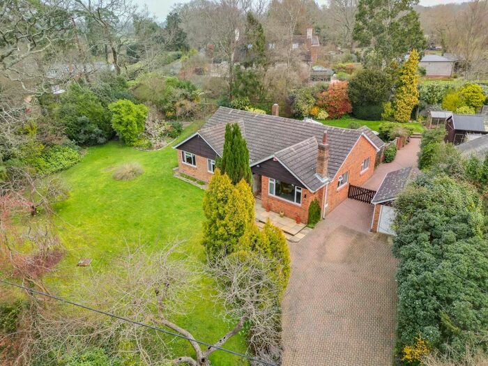 4 Bedroom Detached Bungalow For Sale In Chapel Lane, Curdridge, SO32