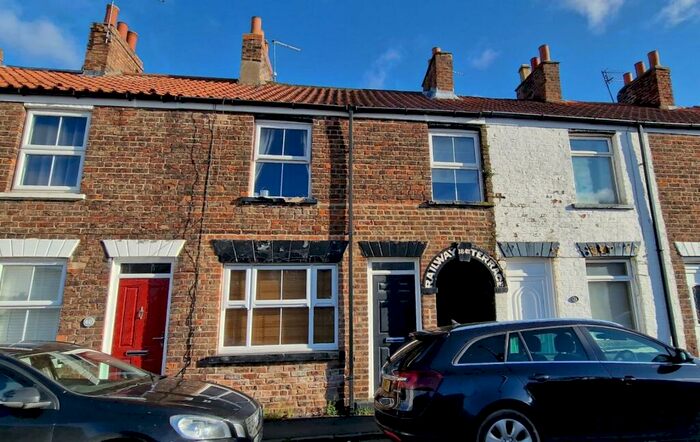 3 Bedroom Terraced House To Rent In Trinity Lane, Beverley, East Riding Of Yorkshire, Uk, HU17