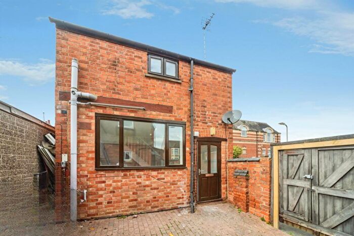 1 Bedroom Detached House For Sale In Windsor Street, Wolverton, Milton Keynes, MK12