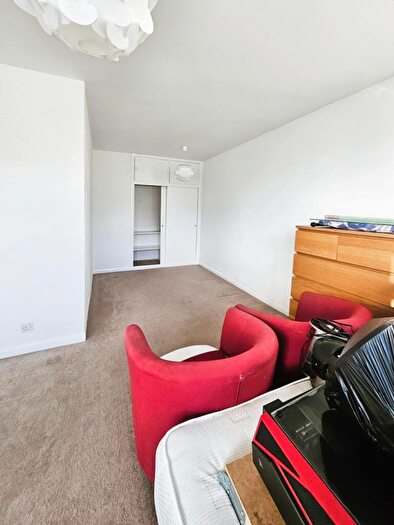 2 Bedroom Apartment For Sale In St. Margarets Place, Brighton, East Sussex, BN1
