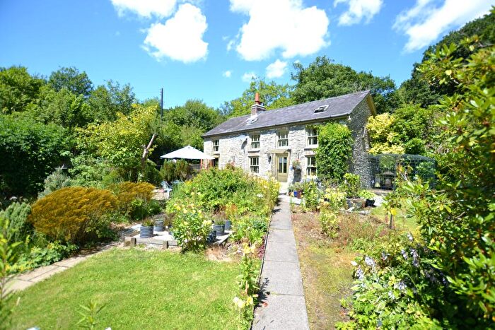 3 Bedroom Detached House For Sale In Gwernogle Carmarthenshire, SA32