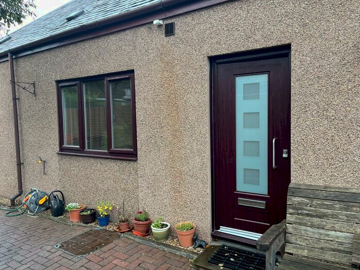 2 Bedroom Flat To Rent In Causewayhead Road, Stirling, FK9