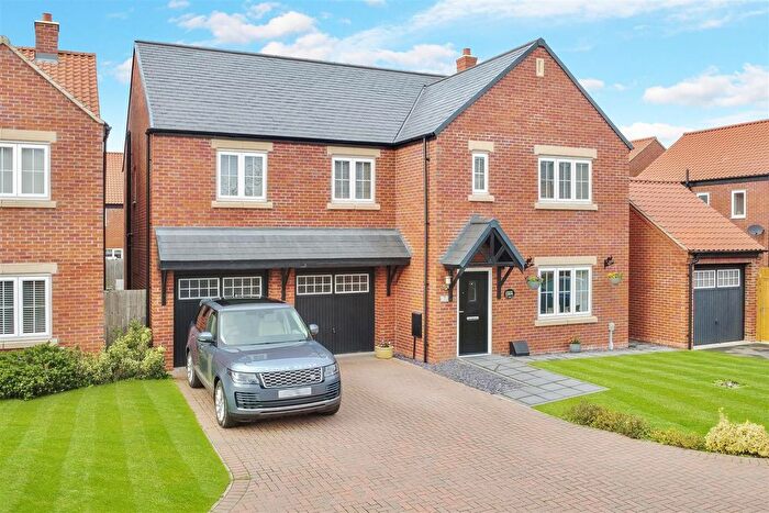 6 Bedroom Detached House For Sale In Frederick Close, Sutton-On-Trent, Newark, NG23