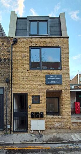 2 Bedroom Flat To Rent In Flat, Lawrence Buildings, London, N16