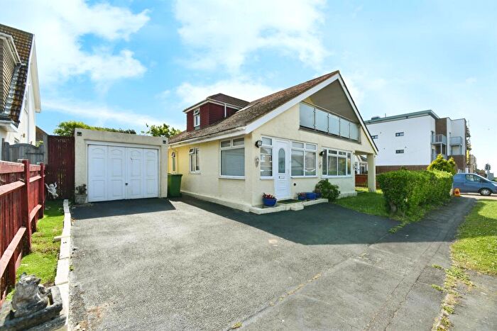 6 Bedroom Detached House For Sale In Vernon Avenue, Peacehaven, BN10