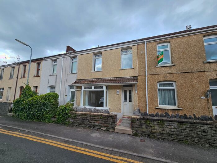3 Bedroom Terraced House To Rent In Osborne Street, Neath, SA11