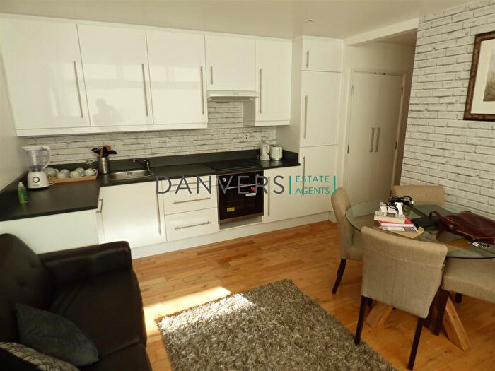 2 Bedroom Apartment To Rent In Lee Street, The Exchange, Leicester, LE1