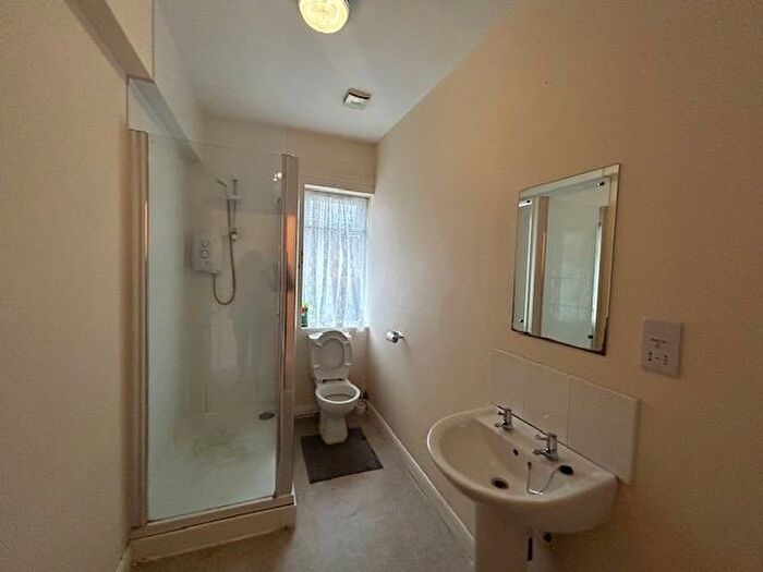 1 Bedroom Flat To Rent In Uppingham Road, Leicester, LE5